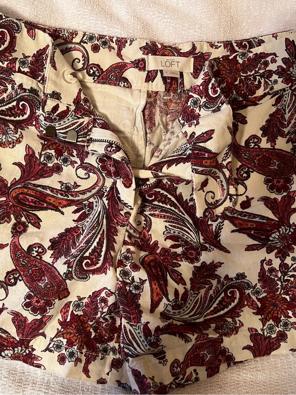 LOFT Shorts with Red-Burgundy Paisley